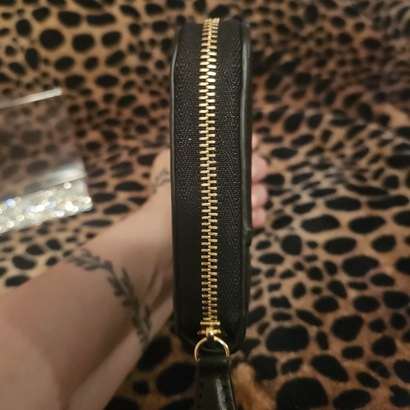 BURBERRY🆕️Black Long Zip Around Wallet/ Pebbled & Smooth Leather W COA - Picture 7 of 9